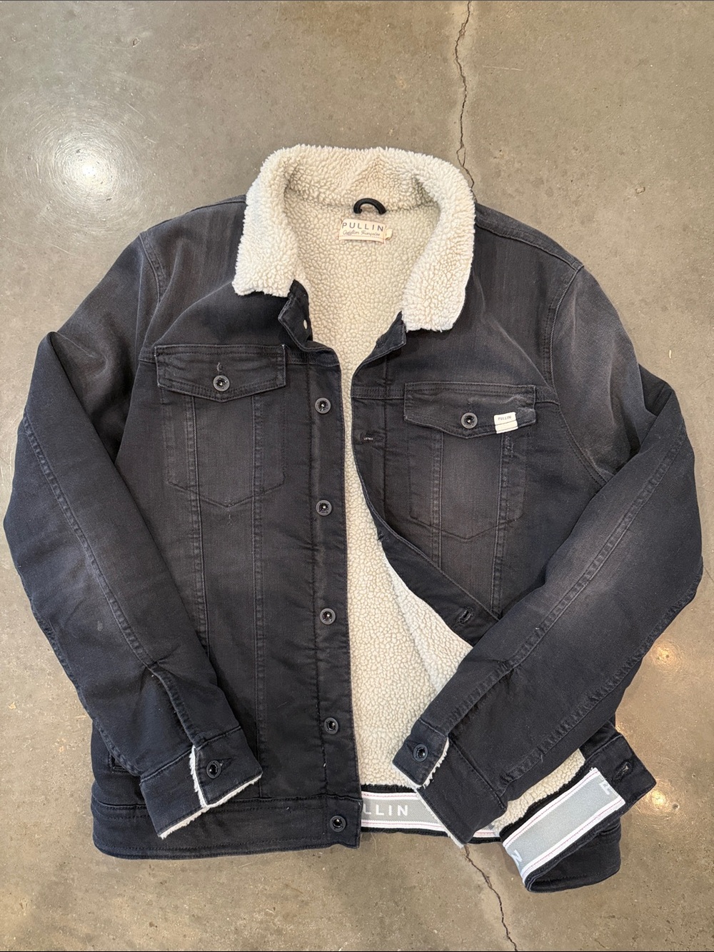 Men’s Black Sherpa-Lined Denim Jacket